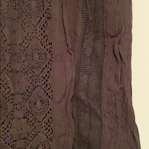 Black cropped lace tank top - Picture 2 of 4